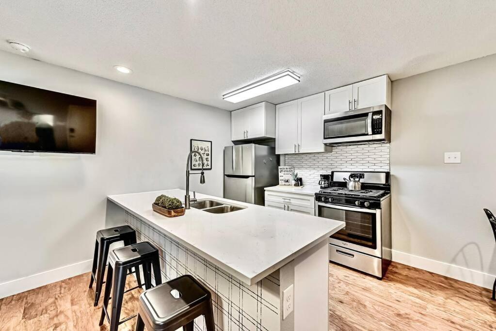 New - Near Deep Ellum + Downtown Dallas Flat מראה חיצוני תמונה
