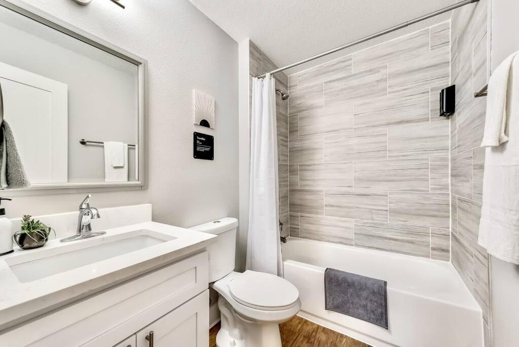 New - Near Deep Ellum + Downtown Dallas Flat מראה חיצוני תמונה