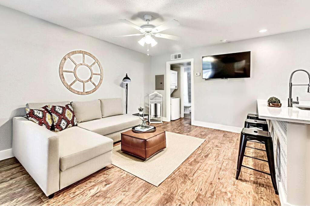 New - Near Deep Ellum + Downtown Dallas Flat מראה חיצוני תמונה